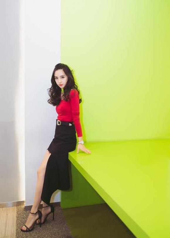 Angela Baby gợi ý chị em cách diện đồ đỏ cực chất khi đi chơi Tết-6