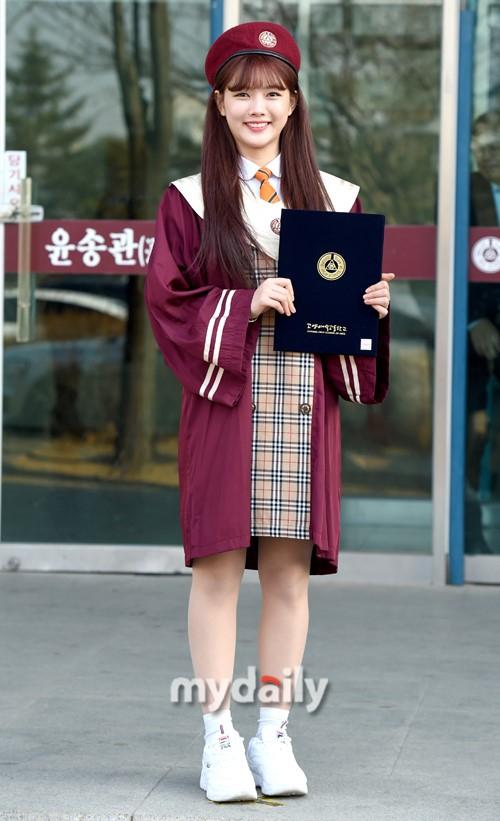 Mỹ nhân Mây họa ánh trăng Kim Yoo Jung rạng rỡ, lấn át nhan sắc tiểu Jeon Ji Hyun-5