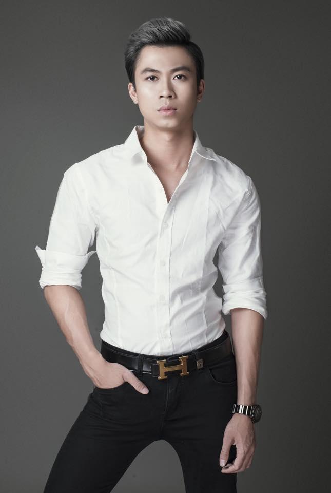 Bị tố ăn cắp điện thoại, ca sĩ Hồ Việt Trung bức xúc: Tại sao lại hại tôi?-1