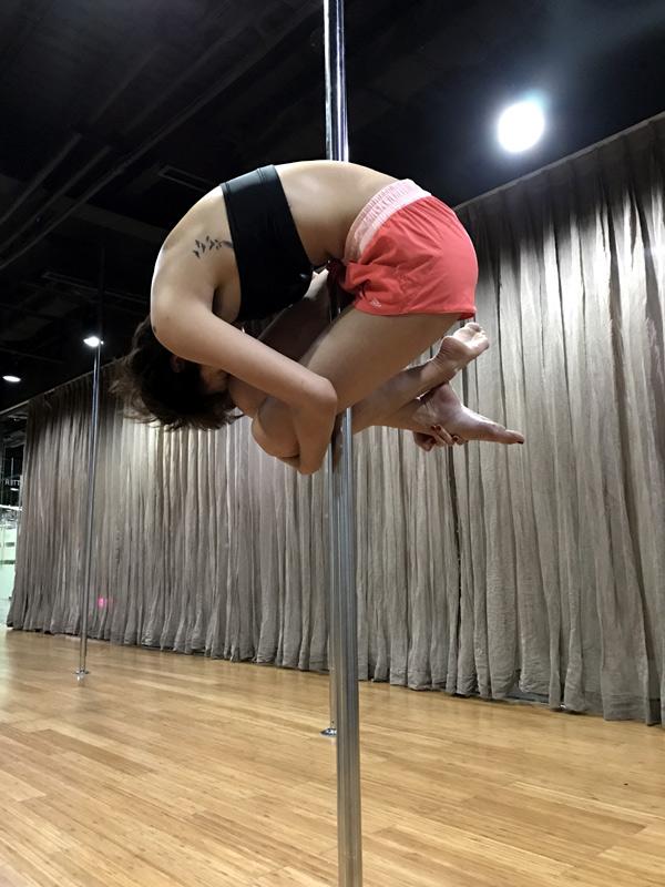 Múa cột siêu đẳng, chân dài Phương Mai vẫn quyết từ chối nhận diễn event vì sợ nhạy cảm-2