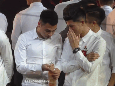 Nếu so tài ăn vặt đỉnh cao sẽ thật thiếu sót nếu bỏ qua 'thánh ăn' Đức Huy của U23