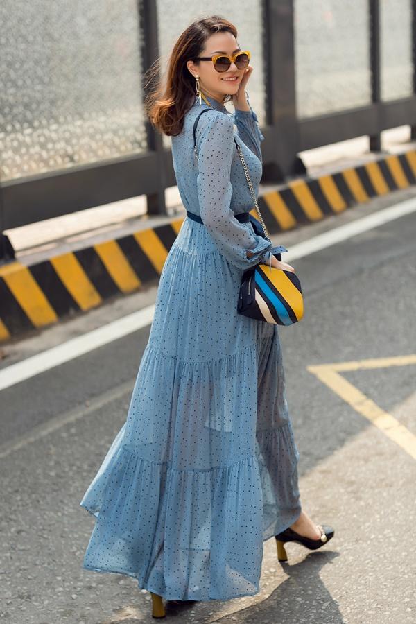 Lan Phương đẹp rạng rỡ trên phố-5