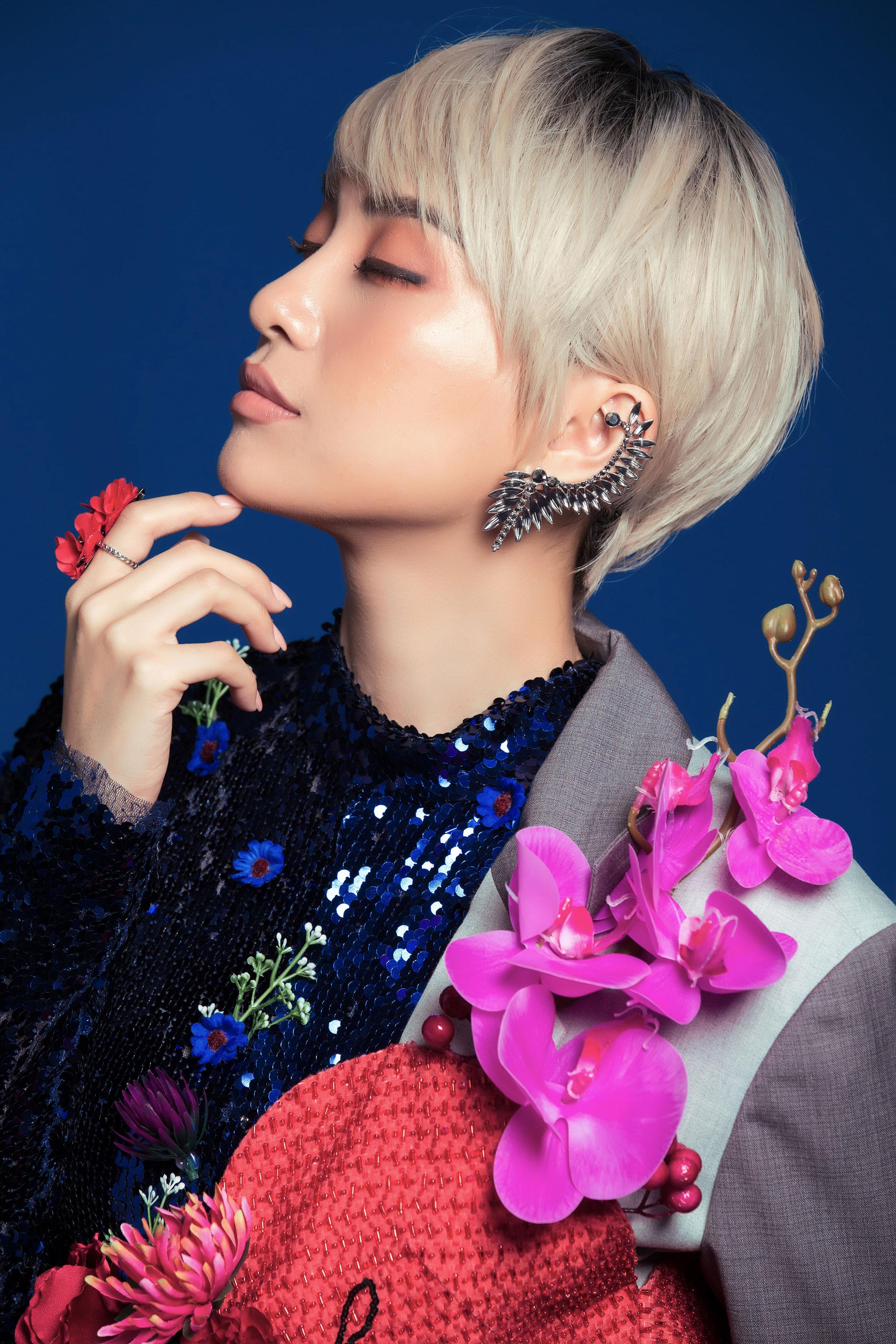 Đan Trường làm MV cùng fan nhí, Kyo York lái xe, Tiêu Châu Như Quỳnh nở hoa ngày Tết-6