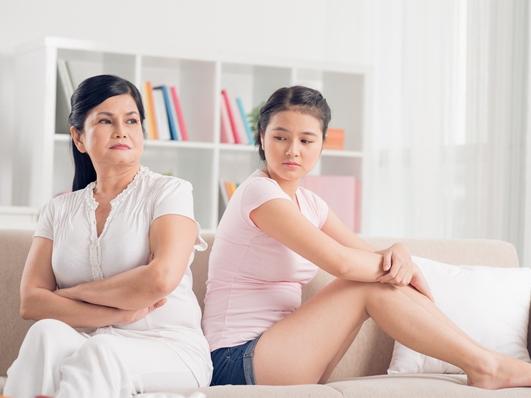 Giáp Tết, nàng dâu méo mặt vì… đòi tiền mẹ chồng