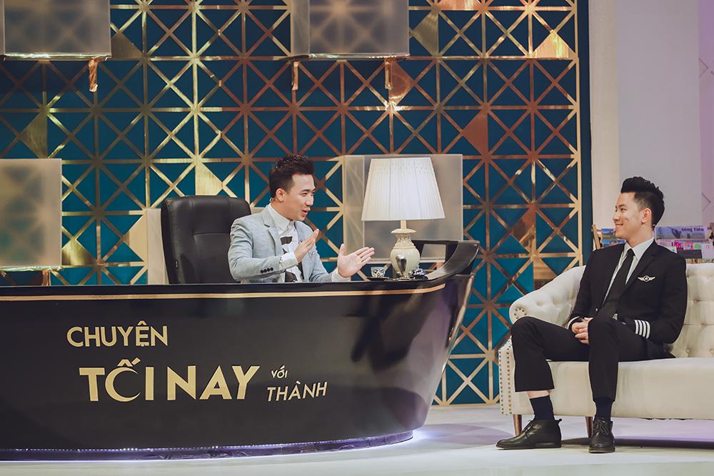 Cơ trưởng điển trai nhất Việt Nam tiết lộ lý do chọn nghề vì... lương khủng-1