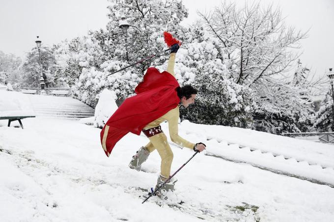 Paris bỗng biến thành xứ sở tuyết trắng-4