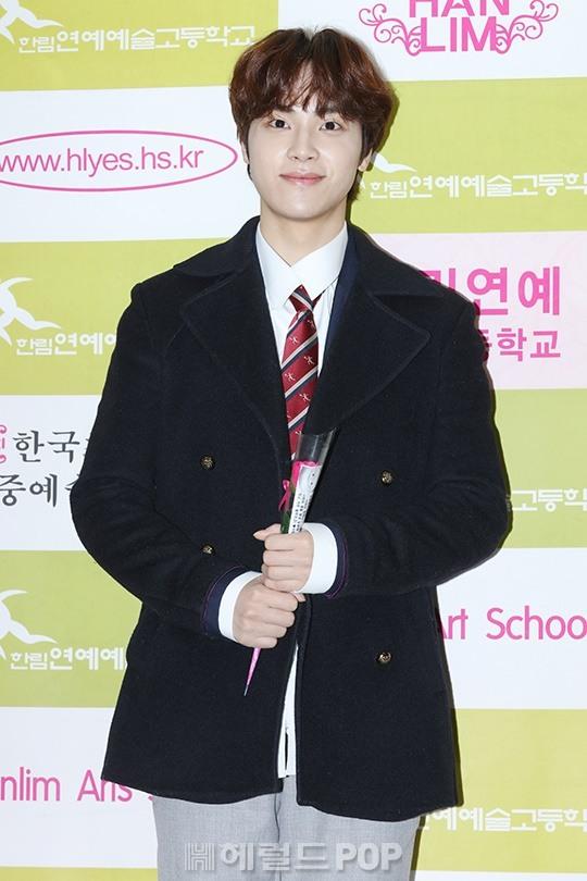 Sao Hàn 9/2: Sau 4 năm, mỹ nam Vườn sao băng được tuyên trắng án vụ kiện hành hung bạn gái-4