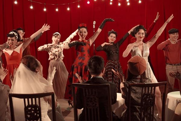 Khi cơn bão U23 qua đi, Tóc Tiên lập tức ra mắt MV dành cho F.A trong mùa Tết-5