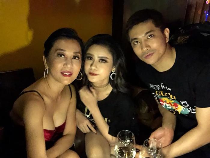 Vợ chồng Bình Minh trừ tà giữa ồn ào nghi vấn gọi Trương Quỳnh Anh là phở sân bay-7