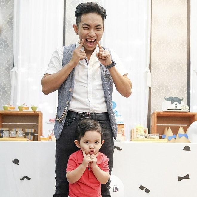 Tin sao Việt: Angela Phương Trinh trổ tài bé đảm thiết kế quà tết cho người thân-8