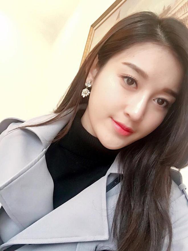 Đăng ảnh khoe tóc mới, nhưng mọi người lại chú ý vào chiếc mũi và mí mắt khác lạ của Huyền My-8