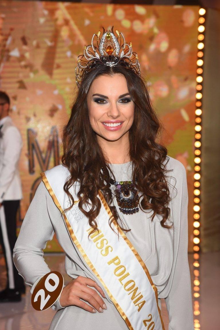 Lộ diện 12 đối thủ đầu tiên của HHen Niê tại Hoa hậu Hoàn vũ Thế giới 2018-11