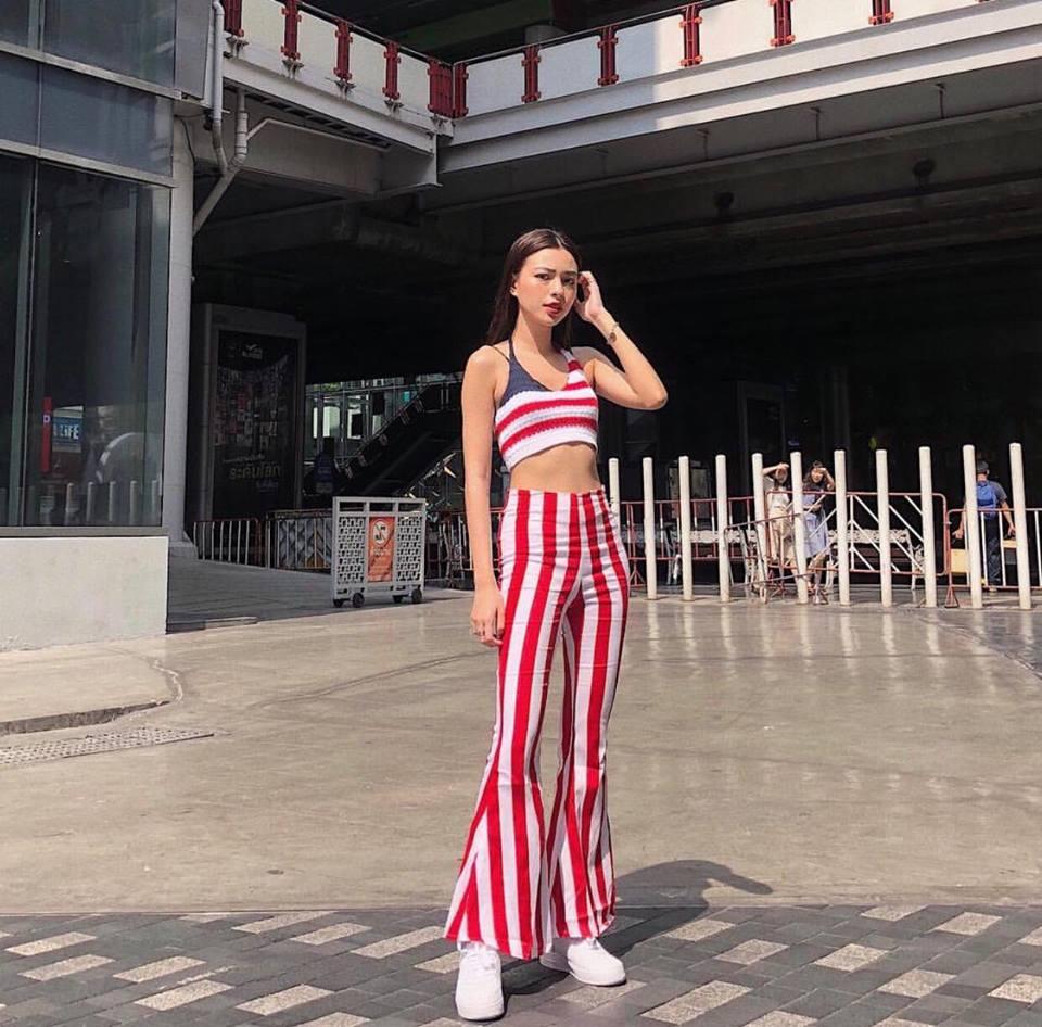 Bộ đôi hotgirl thị phi Linh Ka - Trương Hoàng Mai Anh khoe dáng cùng áo dài đón Tết-9