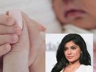 Bức ảnh con gái Kylie Jenner gây bão mạng