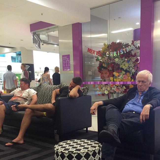 Nỗi khổ của mày râu khi đưa gấu đi mua sắm ngày Tết-4