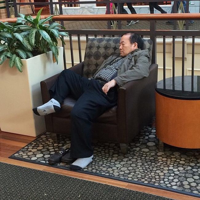 Nỗi khổ của mày râu khi đưa gấu đi mua sắm ngày Tết-5