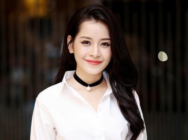 Những hotgirl này chỉ nên đẹp trong ảnh, dừng ngay việc đóng phim!-1