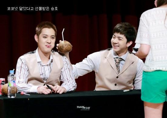 Muôn vàn món quà fan tặng thần tượng: Từ rẻ tiền độc lạ cho đến đắt đỏ siêu sang-10