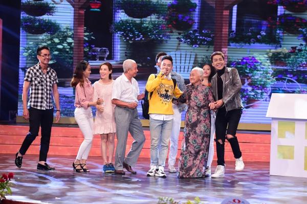 Hoa hậu Mỹ Linh tiết lộ tiêu chuẩn bạn trai, Hoàng Yến Chibi lần đầu mang gia đình lên sân khấu-7