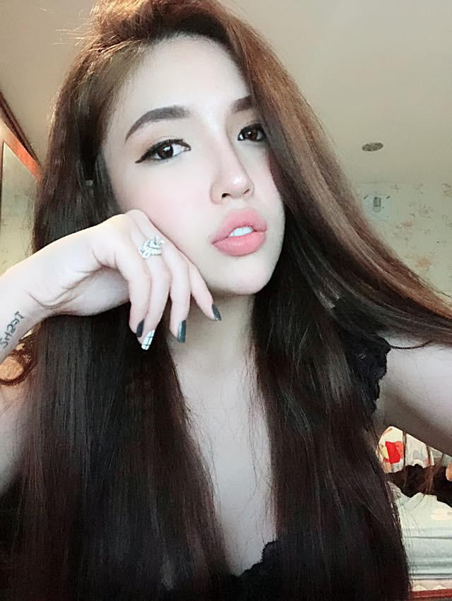 Sinh ra với ngoại hình kém xinh, cô gái dùng cả tuổi xuân chỉ để phẫu thuật thẩm mỹ-2