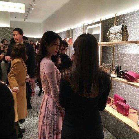 Dung mạo xuất sắc dù nói không với photoshop của loạt sao hạng A xứ Hàn-10