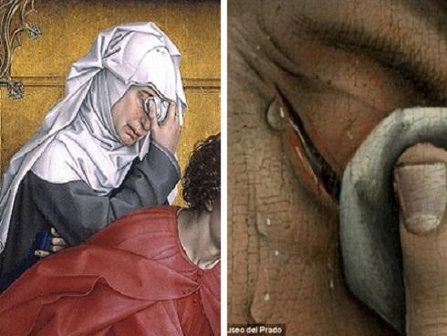 Bắt cá mãi không được, dân kéo nhau mang hương hoa đến... cúng!-3