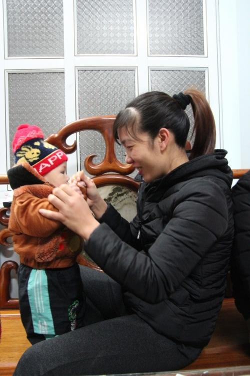 Cái Tết đầu tiên hạnh phúc bên cha mẹ của bé trai nặng 7,1kg kỷ lục ở Vĩnh Phúc-4