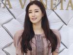 Sao Hàn 12/2: Hoa hậu Hàn Quốc Kim Sa Rang rút khỏi dự án 'khủng' của biên kịch 'Hậu duệ mặt trời'