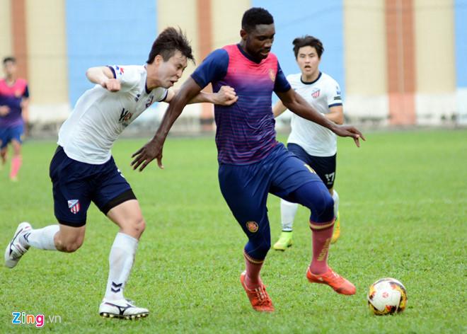 Vui buồn chuyện thưởng Tết của cầu thủ V.League-3