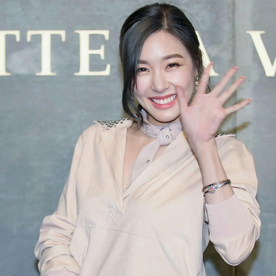 Vừa rời khỏi SM, nhan sắc và phong cách của Tiffany đã tuột dốc thê thảm-1