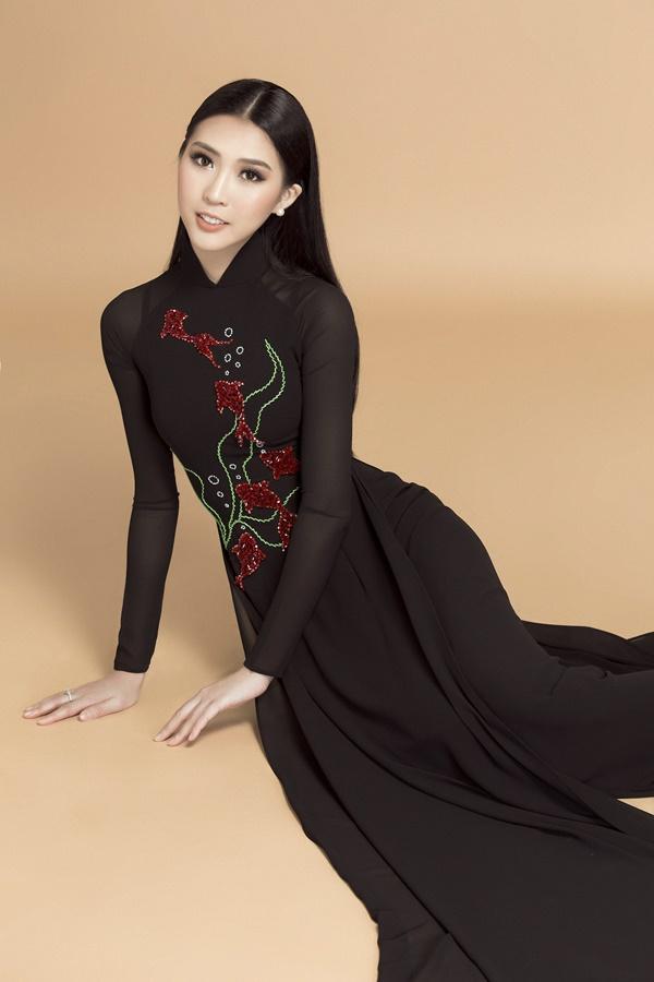 Ngắm loạt ảnh này để thấy khó có ai mặc áo dài đẹp và gợi cảm hơn Tường Linh-6