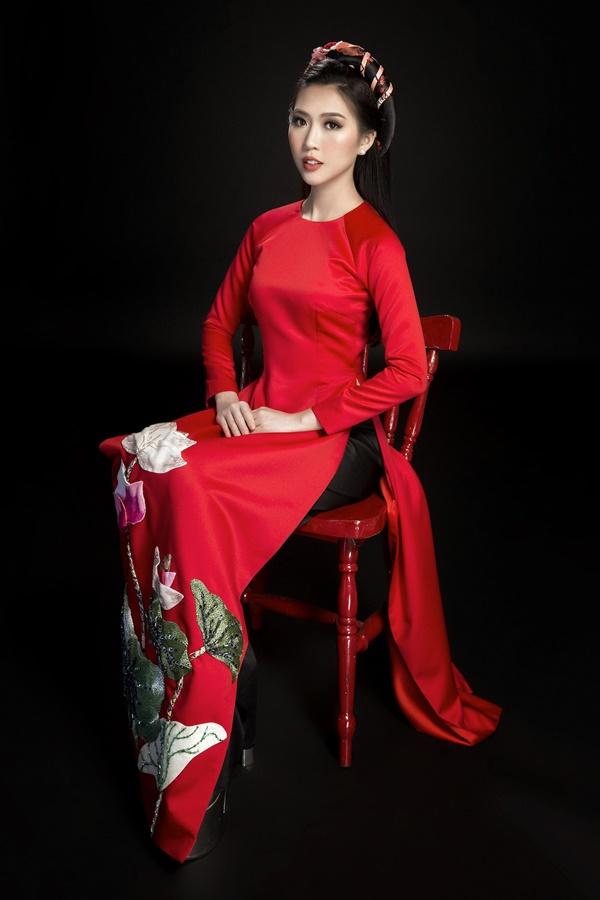 Ngắm loạt ảnh này để thấy khó có ai mặc áo dài đẹp và gợi cảm hơn Tường Linh-13