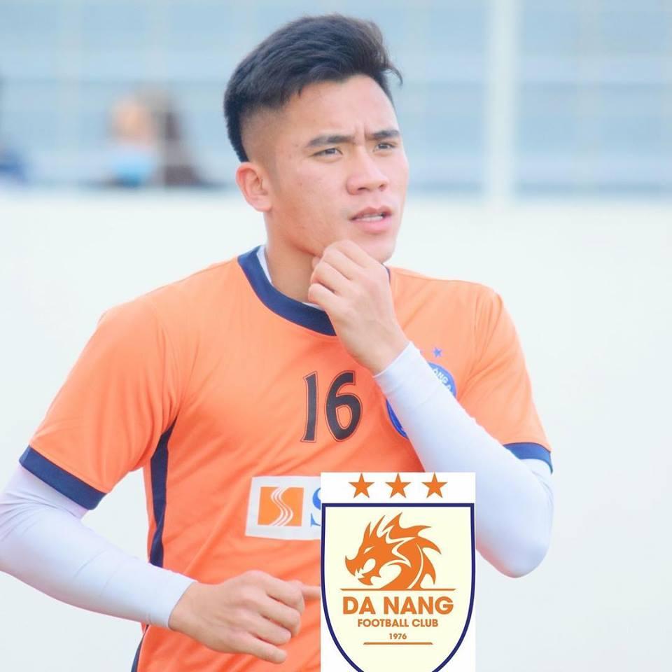 Hot girl - hot boy Việt: Sau tỏ tình lãng mạn trên truyền hình, Yến Tatoo lộ ảnh tấm bé xinh lung linh-4