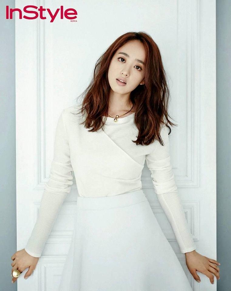 Sao Hàn 13/2: Jang Na Ra chụp ảnh cùng mẹ, khoe nhan sắc thời gian bỏ quên-3