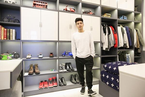 Đầu năm, ghé thăm căn hộ màu trắng sang trọng của Hồ Quang Hiếu-12