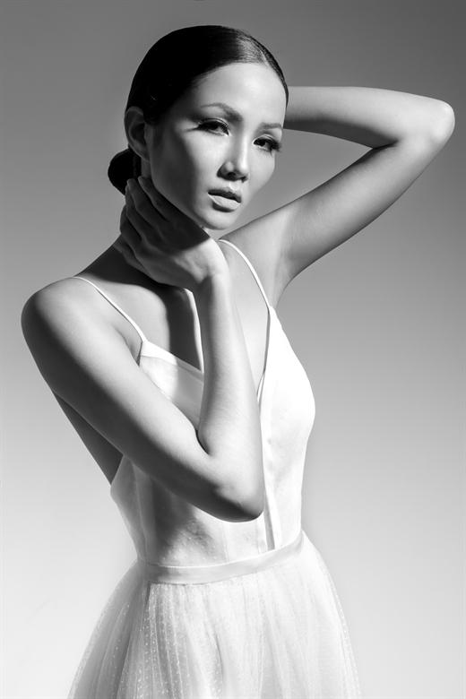Hoa hậu HHen Niê: Áp lực lớn nhất của tôi là kiến thức, đặc biệt là trình độ tiếng Anh-4