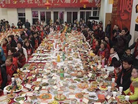 Mới 29 Tết lái buôn, nhà vườn đã xả hàng, bán chạy hoa, quất cảnh-3