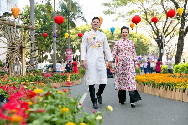 Mặc kệ thị phi ồn ào, vợ chồng Bình Minh - Anh Thơ vẫn đong đầy hạnh phúc bên nhau-11