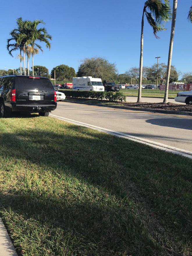 Mỹ: Xả súng kinh hoàng ngày Valentine, 17 người thiệt mạng vì nghi phạm 19 tuổi-3