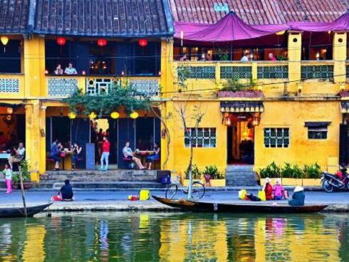 Ngàn người xem lễ xông biển đầu năm ở cửa biển Sa Huỳnh-6