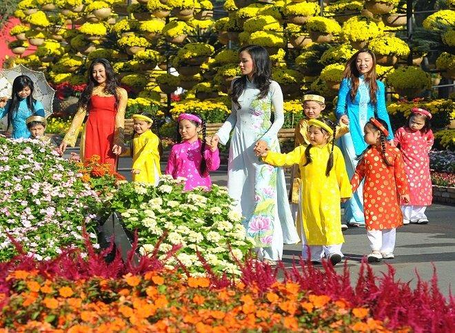 Thời tiết ngày mùng 1 Tết: Miền Bắc sáng sớm có mưa và sương mù, miền Nam nắng ráo-1