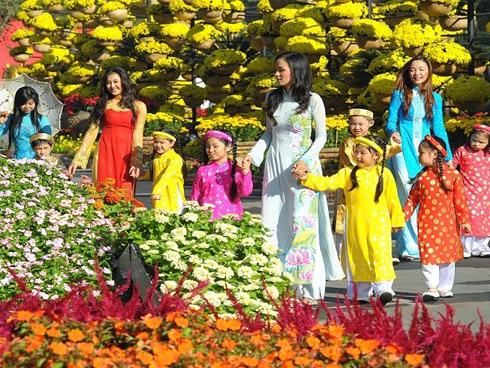 Thời tiết ngày mùng 1 Tết: Miền Bắc sáng sớm có mưa và sương mù, miền Nam nắng ráo