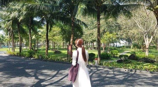 Vợ chồng diễn viên Vì sao đưa anh tới sang Việt Nam du lịch-2