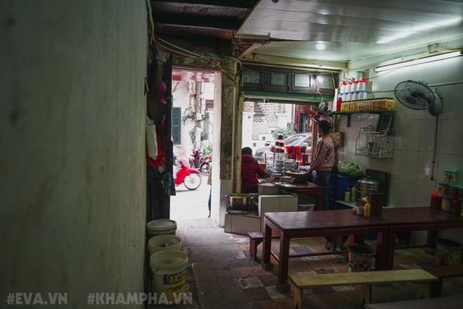 Đầu năm thưởng thức bún ốc nguội lấy may, cảm nhận một Hà Nội rất xưa-4