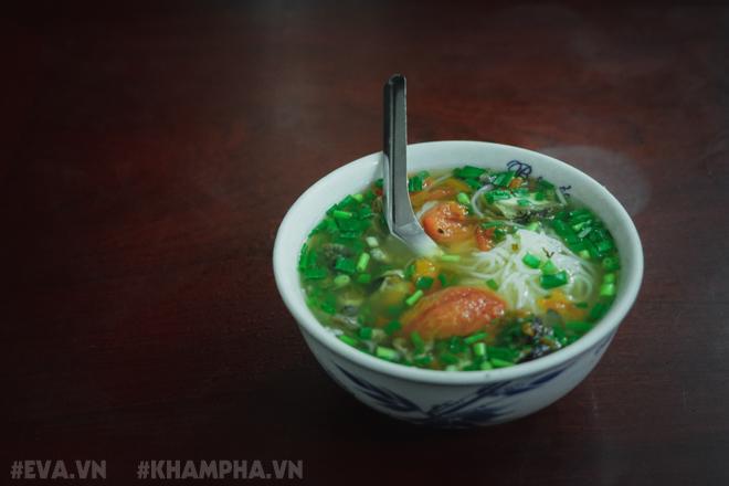 Đầu năm thưởng thức bún ốc nguội lấy may, cảm nhận một Hà Nội rất xưa-12