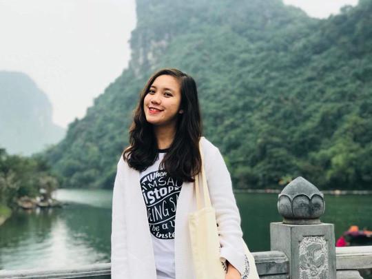 Những nữ thủ khoa xinh đẹp tốt nghiệp đại học năm 2017-1