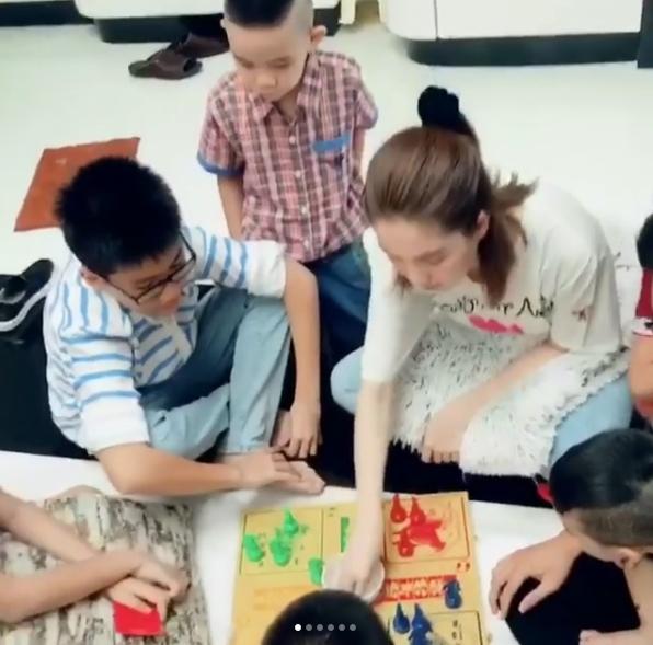 Tin sao Việt: Qua ống kính của ông xã, Đặng Thu Thảo lộ bụng bầu lớn-8