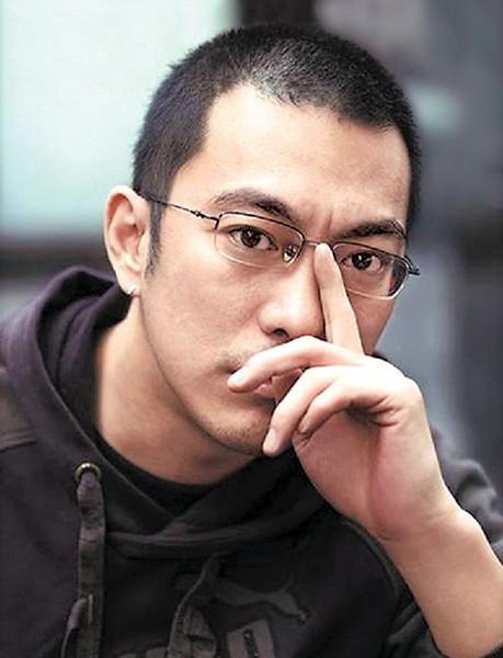 Những lời dự đoán về làng giải trí đúng đến từng chi tiết khiến ai cũng phải rùng mình-4