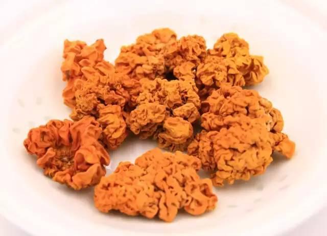 Kỳ lạ giống mộc nhĩ vàng siêu hiếm, giá 6,5 triệu/kg-3