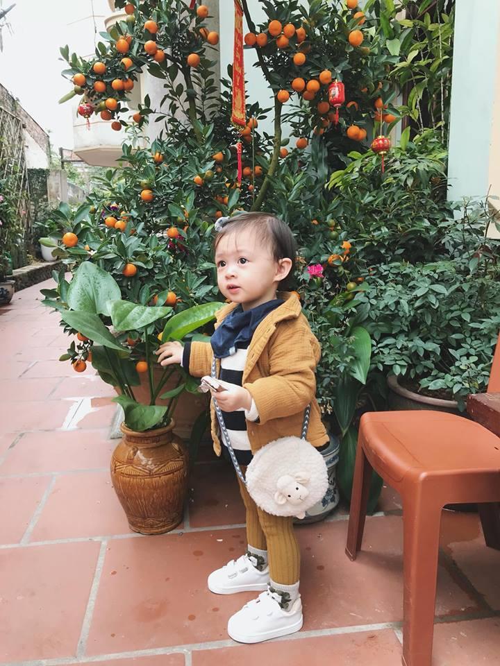 Hot girl - hot boy Việt: Trang Cherry vietsub hit Người lạ ơi! của Karik bằng 2 thứ giọng-5